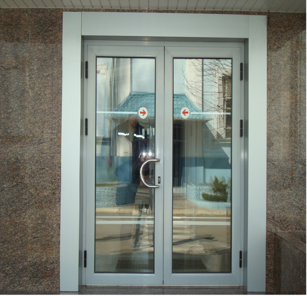 Файл:Aluminievie dveri.png